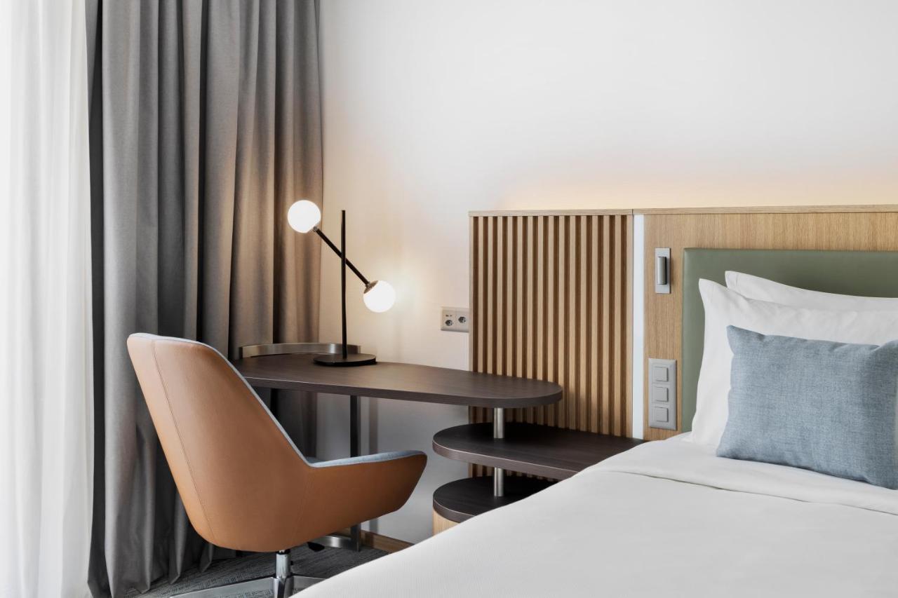 Courtyard By Marriott Biel Bienne Hotel Kültér fotó