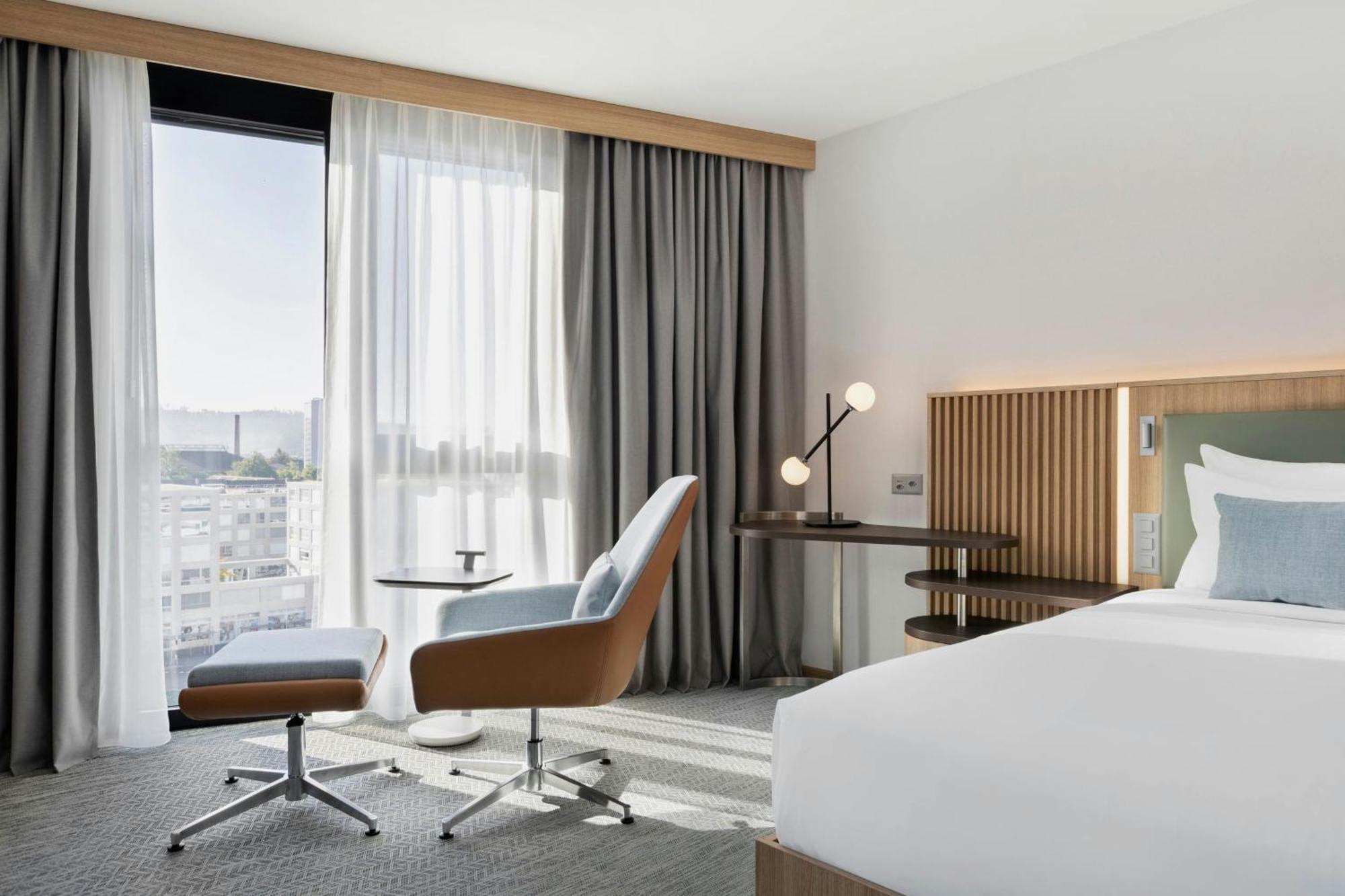 Courtyard By Marriott Biel Bienne Hotel Kültér fotó