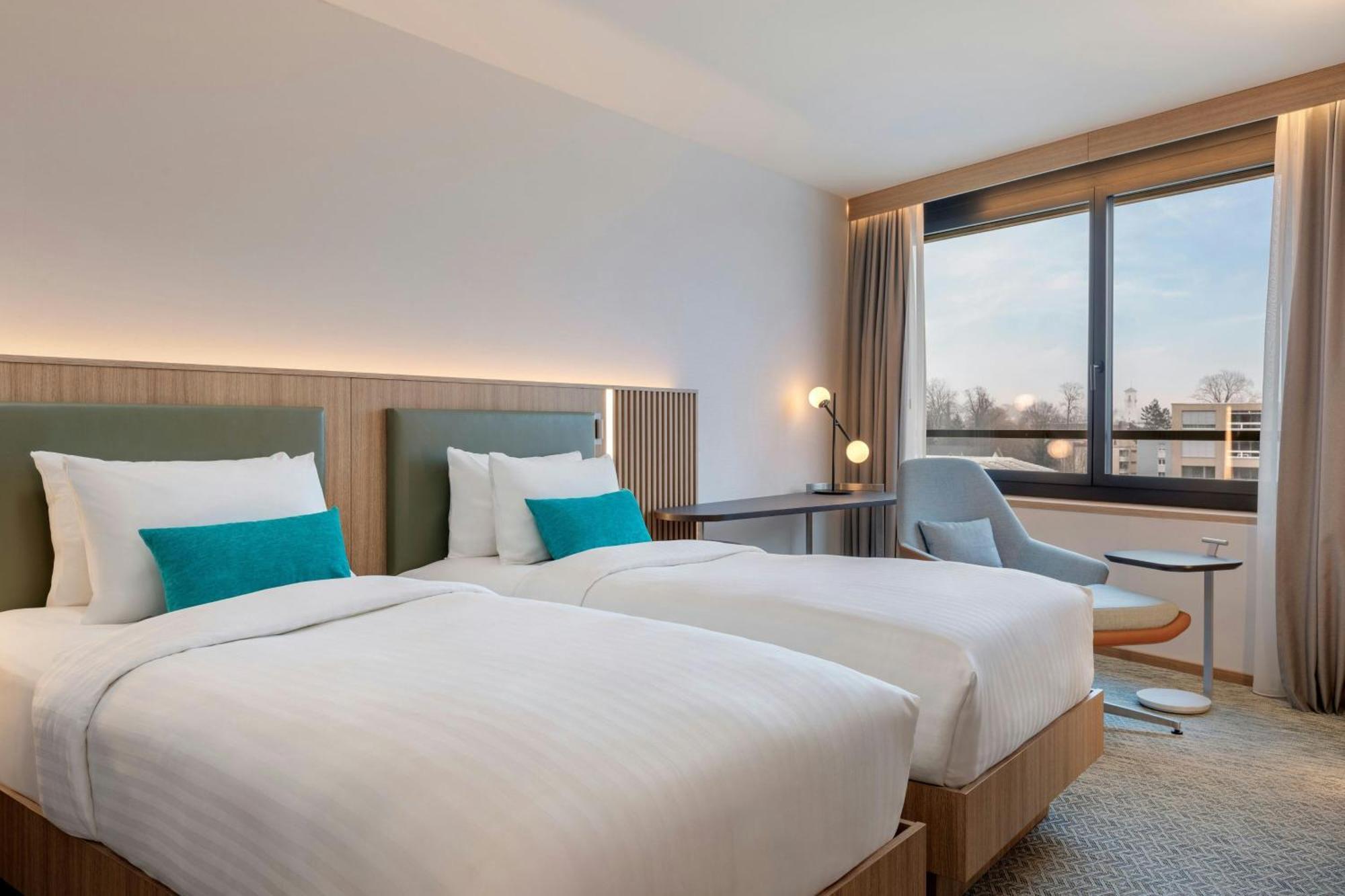 Courtyard By Marriott Biel Bienne Hotel Kültér fotó