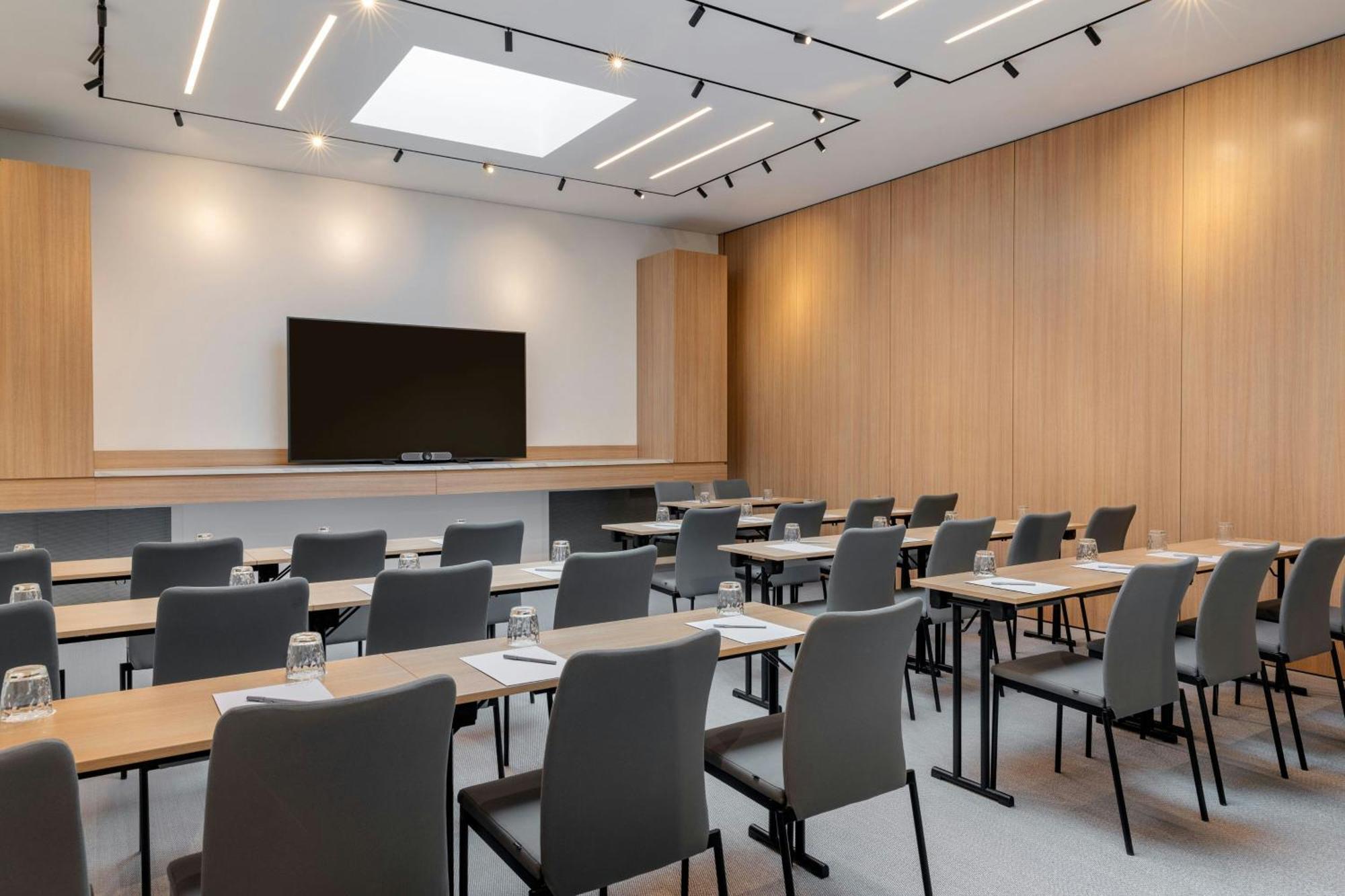 Courtyard By Marriott Biel Bienne Hotel Kültér fotó